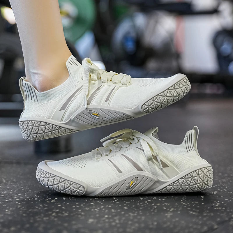 Athletic fit gym shoes